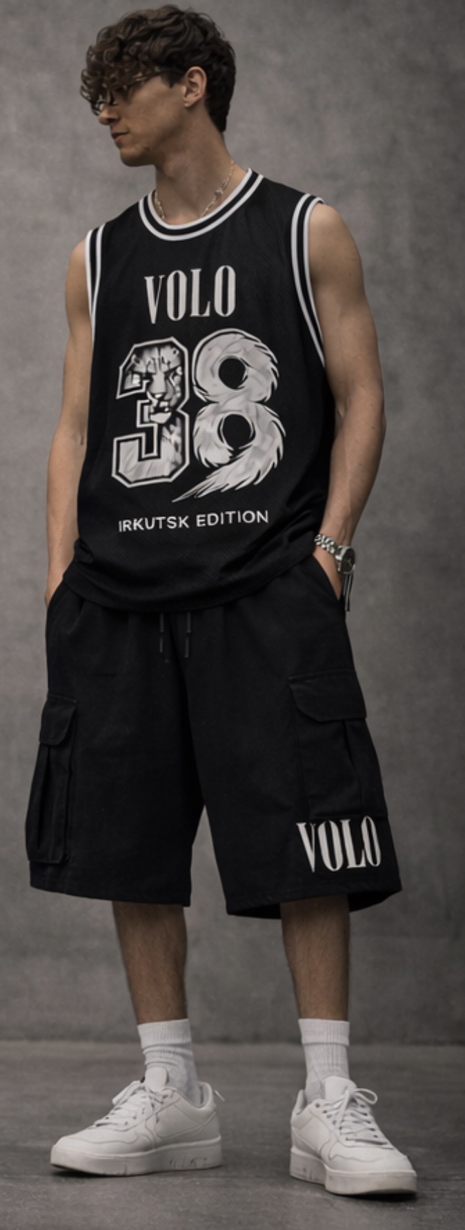 VOLO jersey close detail