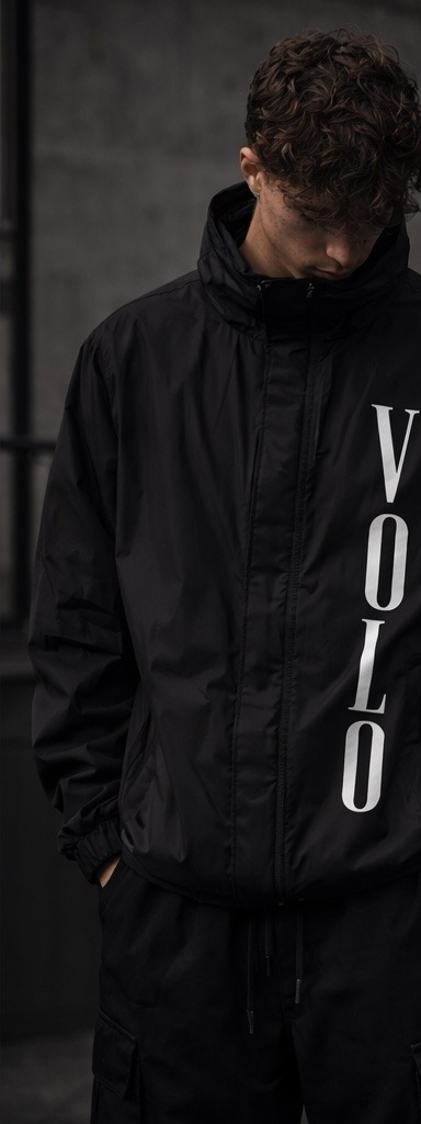 Jersey with cargo shorts